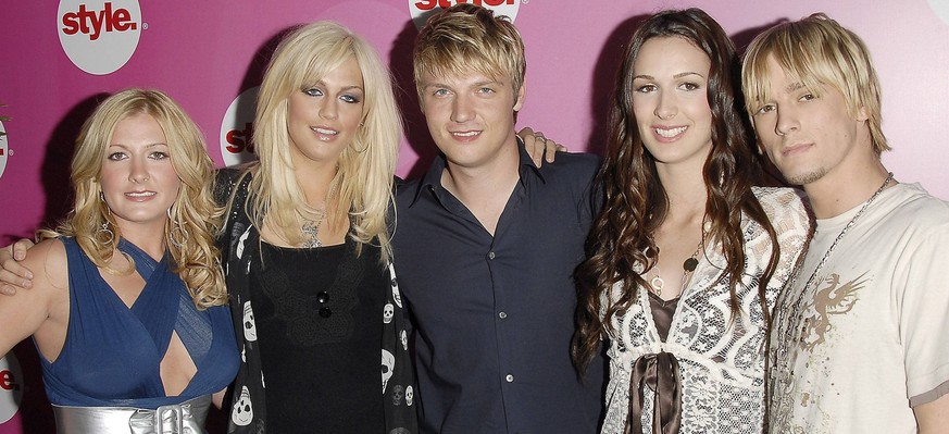 Feb. 01, 2012 - New York, New York, U.S. - FILE - Singer LESLIE CARTER (June 6, 1986 - January 31, 2012) sister of singers Nick and Aaron Carter, has died at age 25. Carter was discovered unconscious  ...