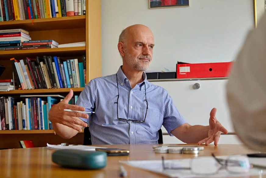 «Es gibt es rückläufige Tendenzen bei Frieden, Freiheit, Demokratie. Das ist keine gute Entwicklung», sagt der Philosoph Francis Cheneval.