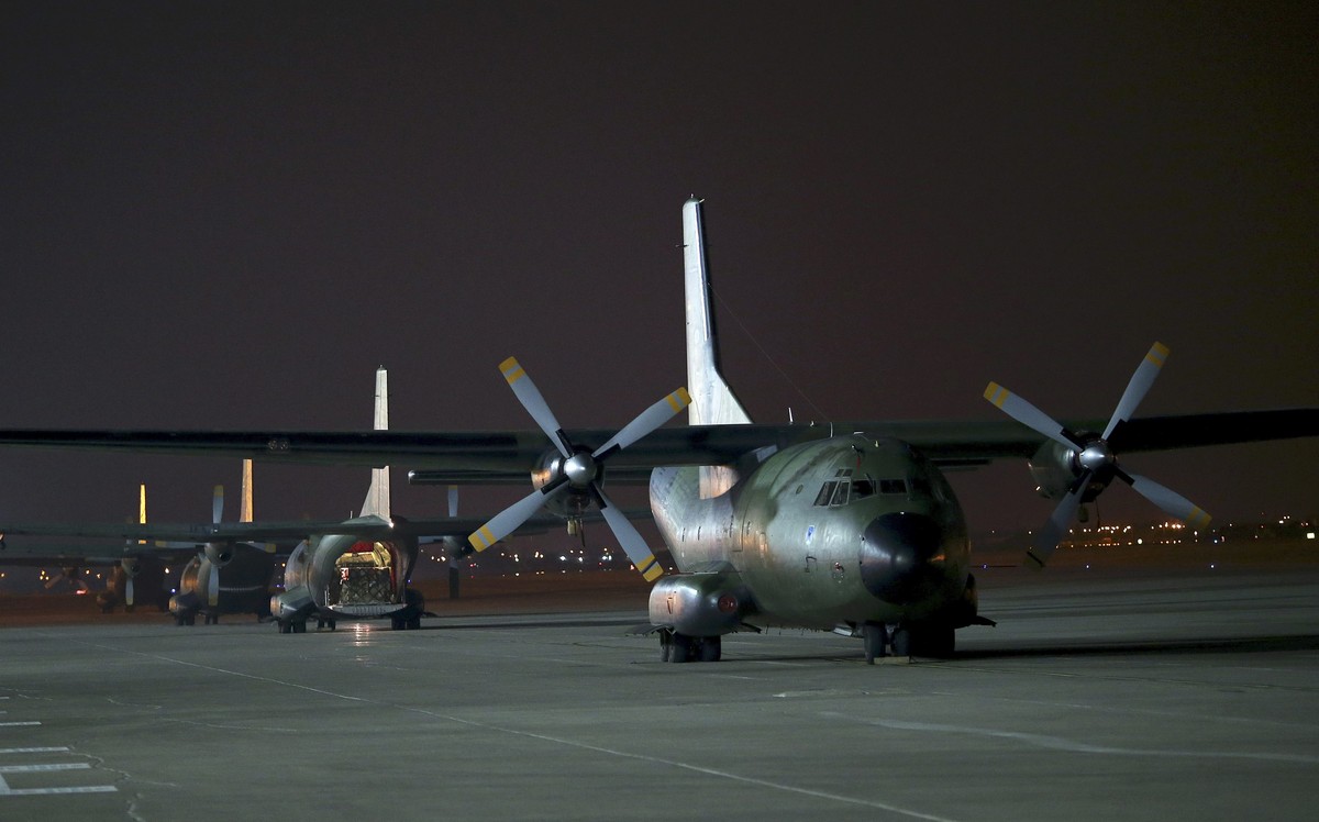 Transportflugzeug der deutschen Luftwaffe auf dem türkischen Militärflughafen Incirlik (August 2014).&nbsp;