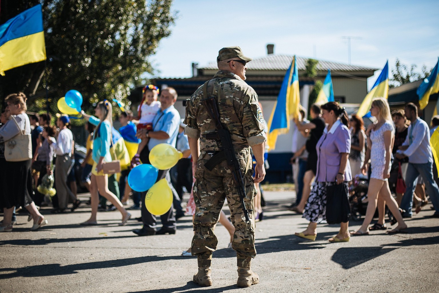 Die Bevölkerung Kiews als Staffage in einem blutigen Krieg.