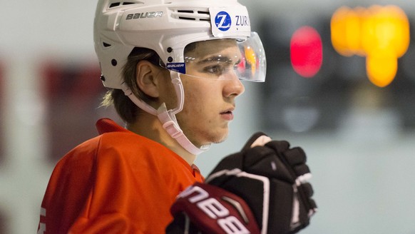 Ice hockey player Nico Hischier (New Jersey Devils) during the training of the first prospect camp of the Swiss ice hockey national team, in the PostFinance arena in Bern, Switzerland, Wednesday, July ...