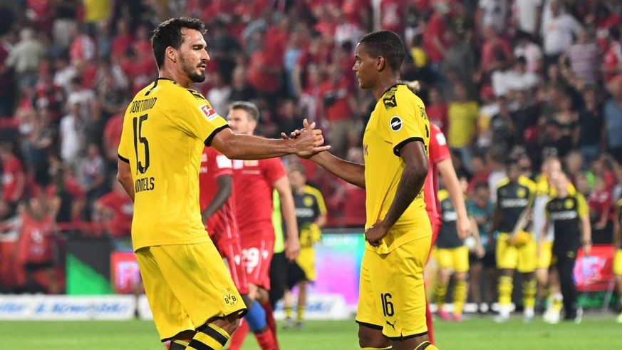 Akanji und Hummels harmonieren noch nicht.