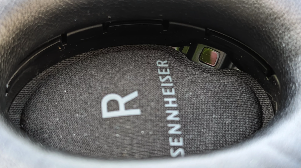 Le casque Sennheiser Accentum Plus