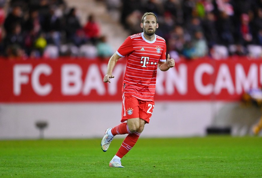 FUSSBALL INTERNATIONAL TESTSPIEL 13.01.2023 im FC Bayern Campus FC Bayern Muenchen - FC Salzburg Daley Blind FC Bayern Muenchen *** FOOTBALL INTERNATIONAL TEST GAME 13 01 2023 at FC Bayern Campus FC B ...