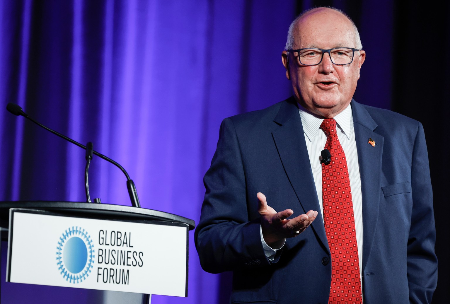 U.S. Ambassador to Canada Pete Hoekstra addresses the Global Business Forum in Banff, Alberta, Thursday, Sept. 25, 2025. (Jeff McIntosh/The Canadian Press via AP)
Pete Hoekstra