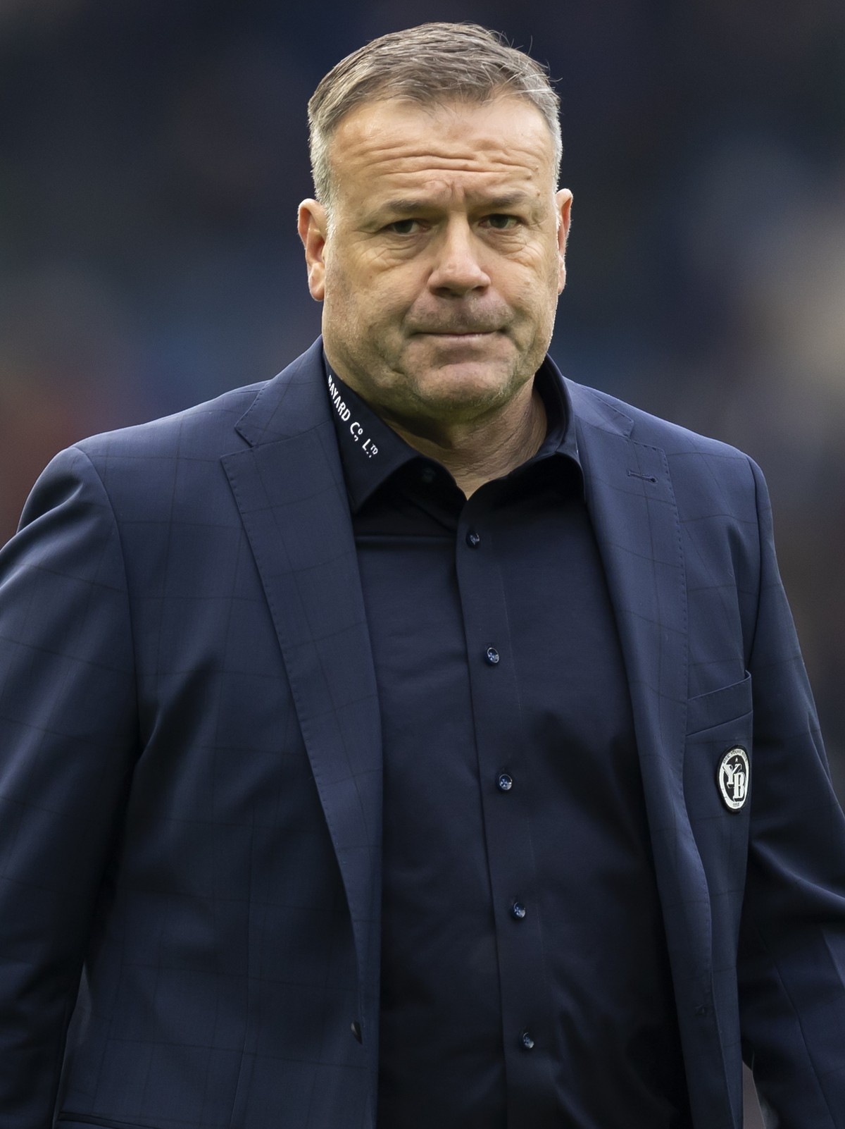 Trainer Patrick Rahmen (YB) geht in die Halbzeitpause im Super League Spiel zwischen dem FC Basel 1893 und dem BSC Young Boys, im Stadion St. Jakob-Park in Basel, am Sonntag, 6. Oktober 2024. (KEYSTON ...