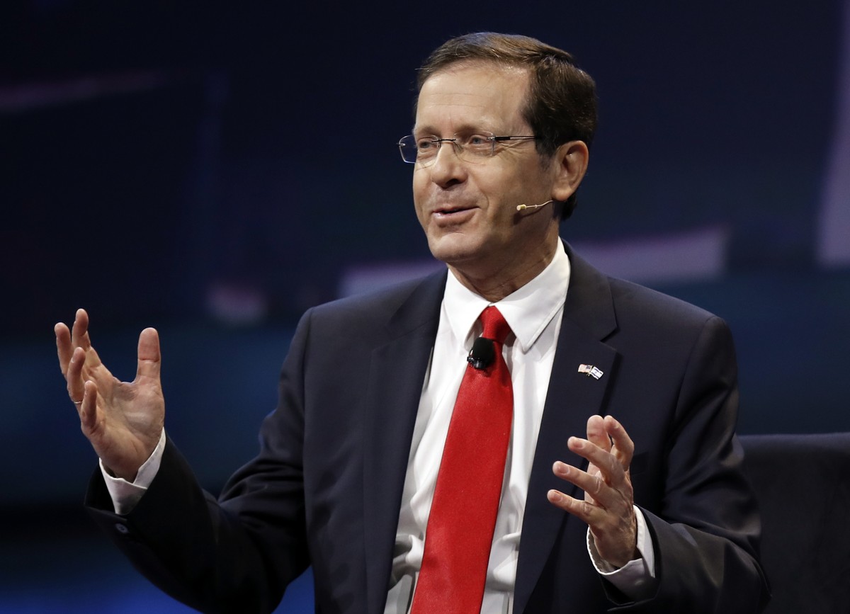 FILE - In this Monday, March 27, 2017, file photo, Isaac Herzog speaks at the AIPAC Policy Conference in Washington. The Israeli parliament on Wednesday, June 2, 2021, is set to choose the country ...