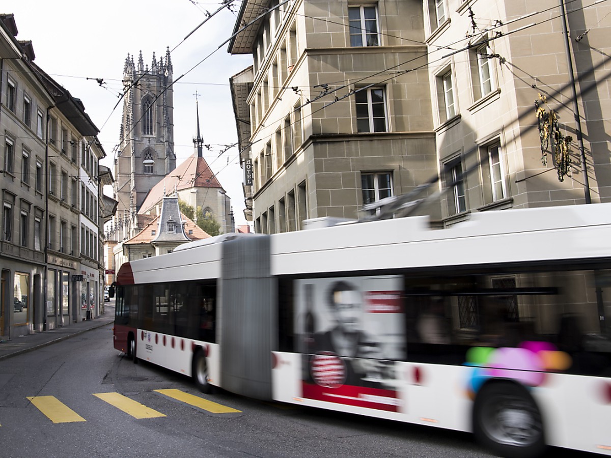 Les TPF veulent d�carboner leur flotte en rempla�ant les bus urbains et r�gionaux � �nergie fossile par des v�hicules propres (archives).