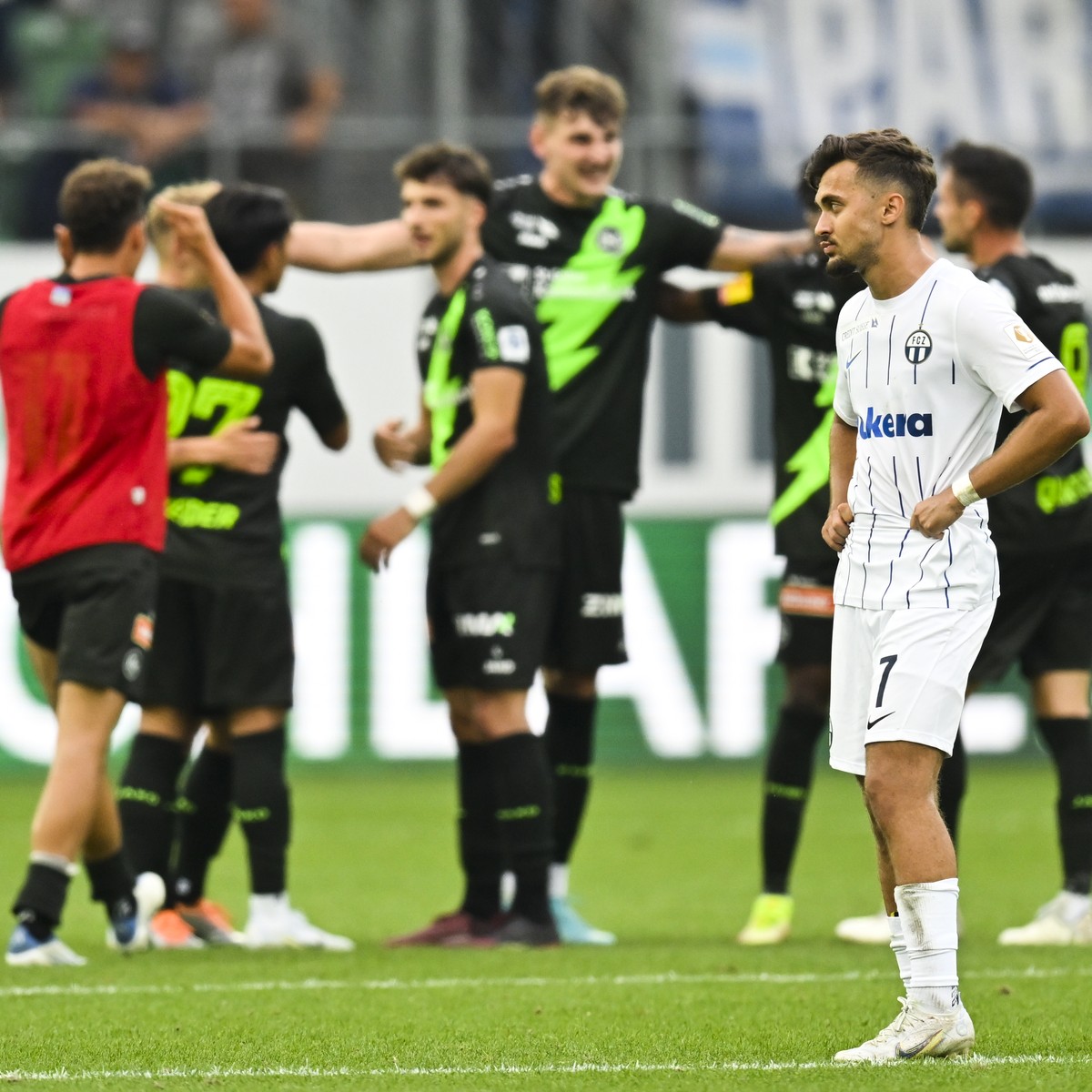 Ein enttaeuschter Zuerichs Bledin Krasniqi im Fussball Super League Spiel zwischen dem FC St. Gallen und dem FC Zuerich, am Samstag, 30. Juli 2022, im Kybunpark in St. Gallen. (KEYSTONE/Gian Ehrenzell ...
