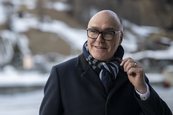 Switzerland's Minister for Defence, Civil Protection and Sport Martin Pfister pictured during a visit of the troops prior the 56th annual meeting of the World Economic Forum, WEF, in Davos, Switz ...