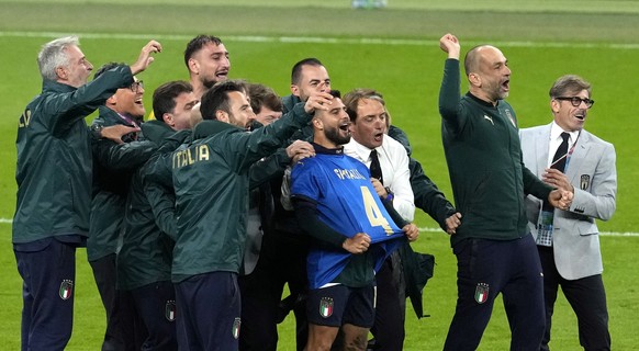 epa09327443 Lorenzo Isigne of Italy wears the No.4 shirt of his injured teammate Leonardo Spinazzola after the team won the UEFA EURO 2020 semi final between Italy and Spain in London, Britain, 06 Jul ...