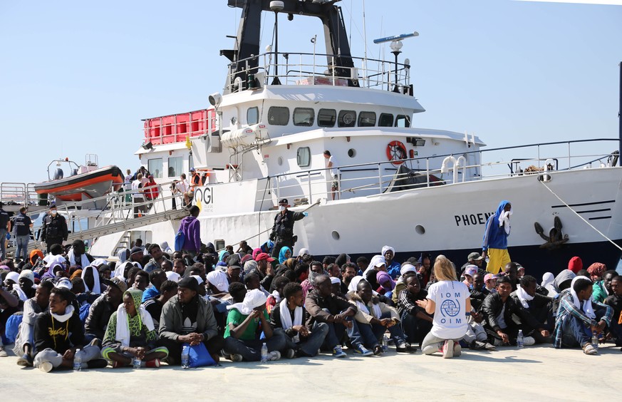 Flüchtlinge, die wie hier in Italien ankommen, sollen nicht dort bleiben.