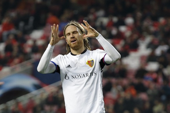 Basel&#039;s Michael Lang reacts during the Champions League group A soccer match between SL Benfica and FC Basel at the Luz stadium in Lisbon, Tuesday, Dec. 5, 2017. (AP Photo/Armando Franca)