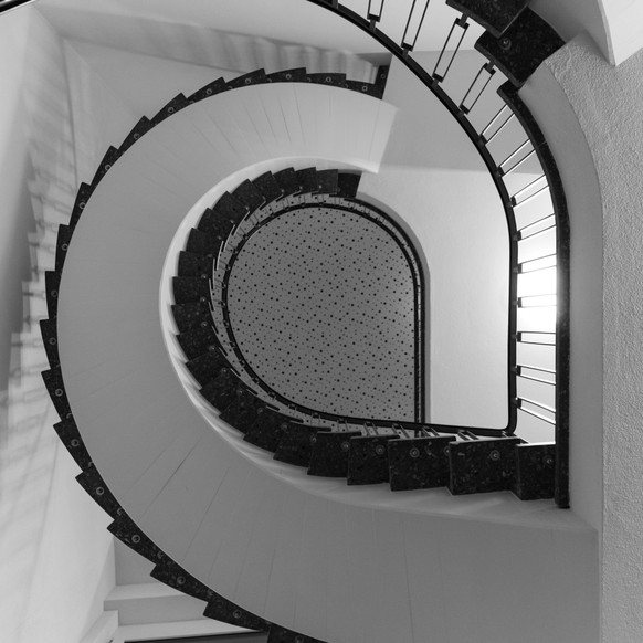 8 Instagrammer, die uns zeigen, wie wunderschön Schweizer Architektur ist
Man muss nur die Augen offen halten. Klar ist halt auch immer Geschmackssache.