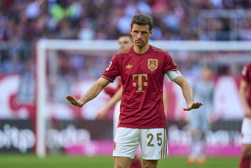 Thomas MUELLER, M�LLER, FCB 25 in the match FC BAYERN MUENCHEN - VFL BOCHUM 2-3 on Mar 8, 2025 in M�nchen, Germany. Season 2024/2025, 1.Bundesliga, FCB,, M�nchen, matchday 25, 25.Spieltag