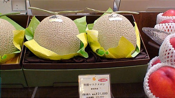 Zwei Yubari-Melonen.