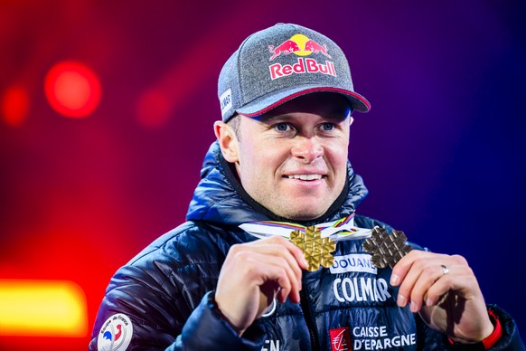Bronze medalist Alexis Pinturault of France celebrates during the medals ceremony of the men&#039;s super-g race with his gold medal for the Alpine Combined at the 2023 FIS Alpine Skiing World Champio ...