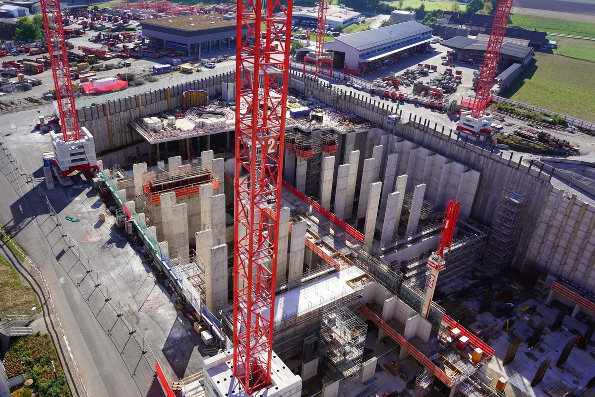 De la fosse de construction émerge un géant de l'énergie et des données: le centre technologique de Laufenburg, en Argovie.