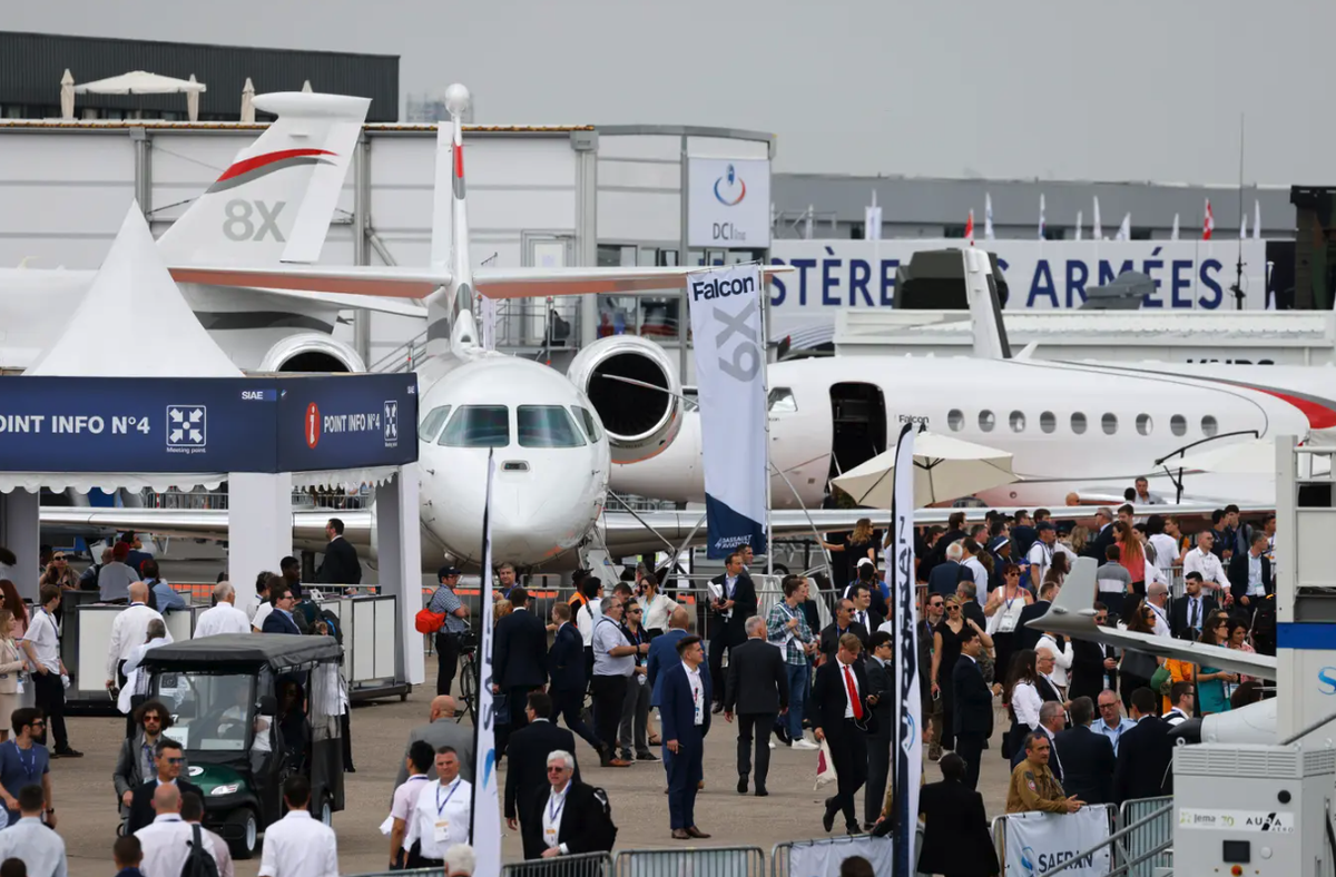 Il règne une atmosphère de renouveau au plus grand salon aéronautique du monde, au Bourget, près de Paris.