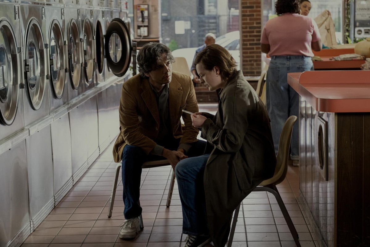 Elisabeth Moss est brillante dans la série Shining Girls d'Apple TV+.