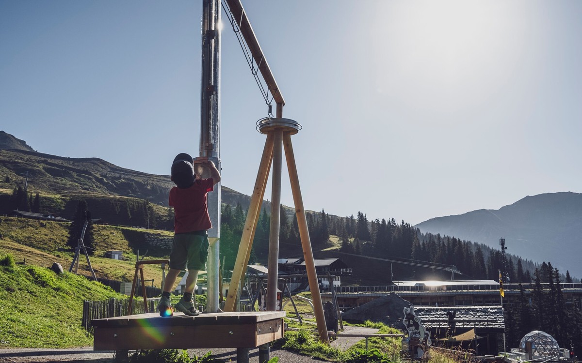 Kugelbahnen Wandern Schweiz Familien Kinder Rauszeit Madrisa Madrisa-Land Hanna's Eier-Kugelbahn