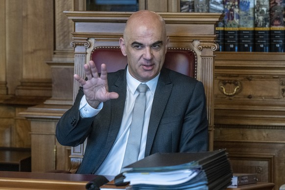 Bundespraesident Alain Berset an der ersten Bundesratssitzung, am Dienstag, 11. Januar 2023, im Bundeshaus West in Bern. (KEYSTONE/Peter Schneider)