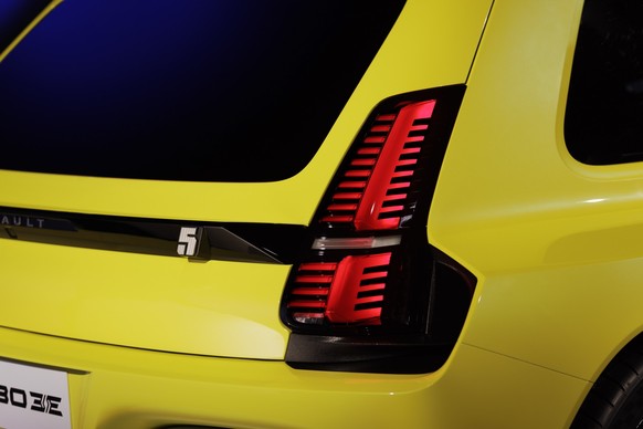 Renault 5 Turbo 3E image bank media Preshow, on March 5th at Flins, France - Photo Clément Choulot / DPPI