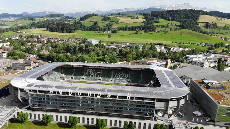 28.05.2018 Kybunpark St.Gallen , SCHWEIZ , Saison 2017/2018 Drohnenaufnahme vom Fussball Stadion in St.Gallen *** 28 05 2018 Kybunpark St Gallen SWITZERLAND Season 2017 2018 Drone shot of the football ...