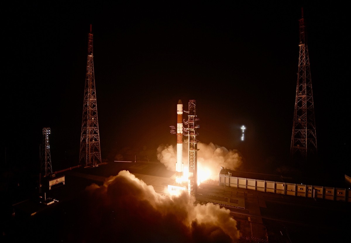 epa11799898 A handout photo made available by The Indian Space Research Organisation (ISRO) on 31 December 2024 shows 'Space Docking Experiment' (SpaDeX) lifting off from the Satish Dhawan S ...