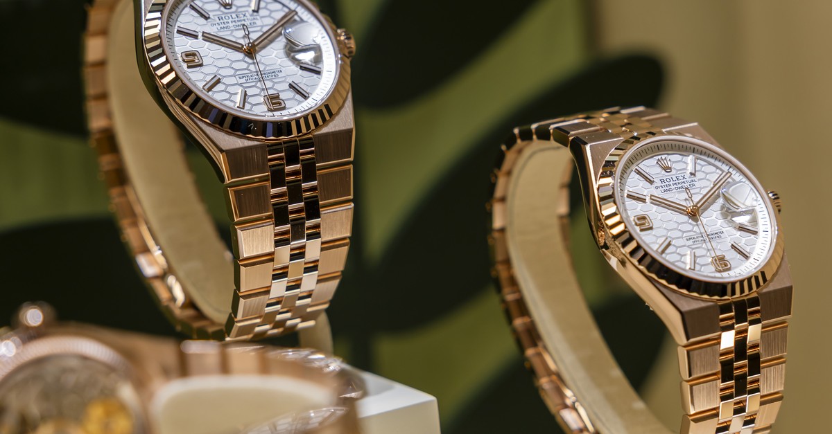 Wie-der-Schweizer-Uhrenverband-1-5-Tonnen-Fake-Rolex-und-Co-schreddern-liess