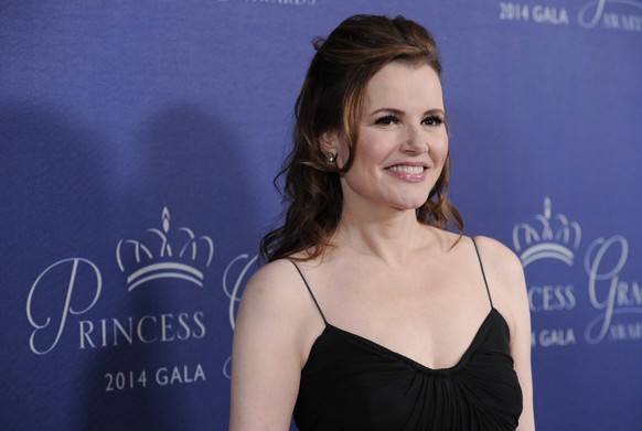 FILE - In this Oct. 8, 2014 file photo, actress Geena Davis poses at the 2014 Princess Grace Awards Gala at the Beverly Wilshire Hotel, in Beverly Hills, Calif. Davis and Susan Sarandon may be heading ...