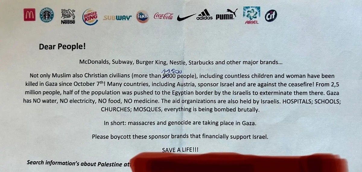 Aufruf zum Boykott von Firmen, die angeblich Israel unterstützen, der gemäss einem X-Nutzer in der U-Bahn von Wien in grosser Zahl auflag.