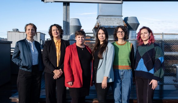 Die Kerngruppe des Netzwerks Istanbul Konvention: von links Barbara Lienhard, Blertë Berisha, Julia Meier, Alexandra Gnägi, Anna-Béatrice Schmaltz und Isabel Vidal Pons.