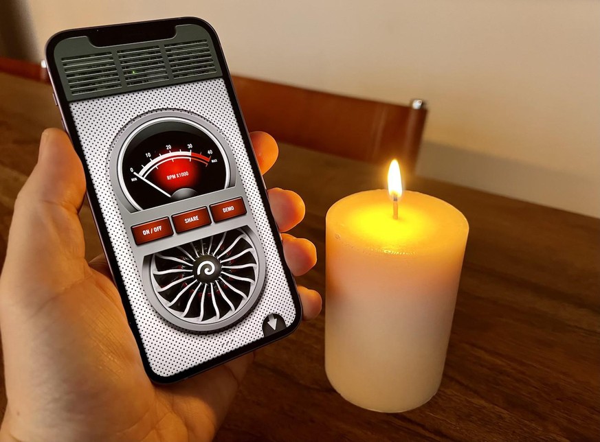 Die iPhone-App Blower kann Kerzen ausblasen.