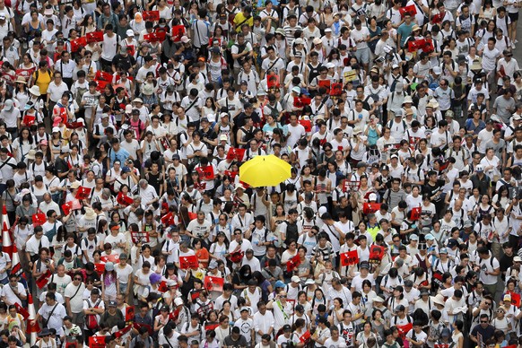 Die Bilder des Regenschirmprotestes gingen um die Welt.