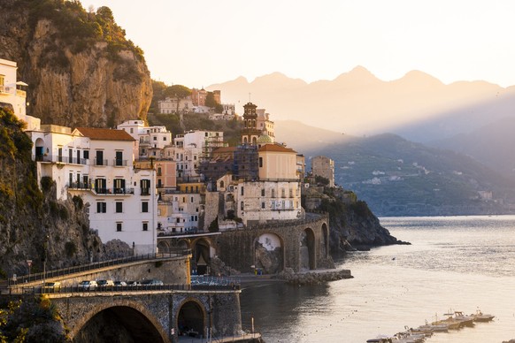 Amalfiküste Italien Bild vom Meer und der Klippe