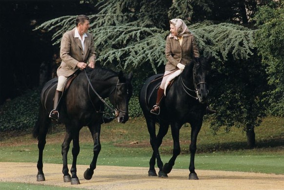 US-Präsident Ronald Reagan und Königin Elisabeth (1982)