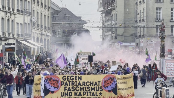 Frauendemo Bern