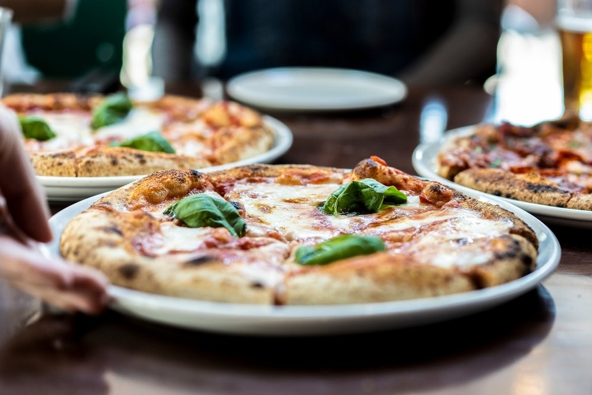 Pizza Napoletana aus Neapel Margherita mjam mjam