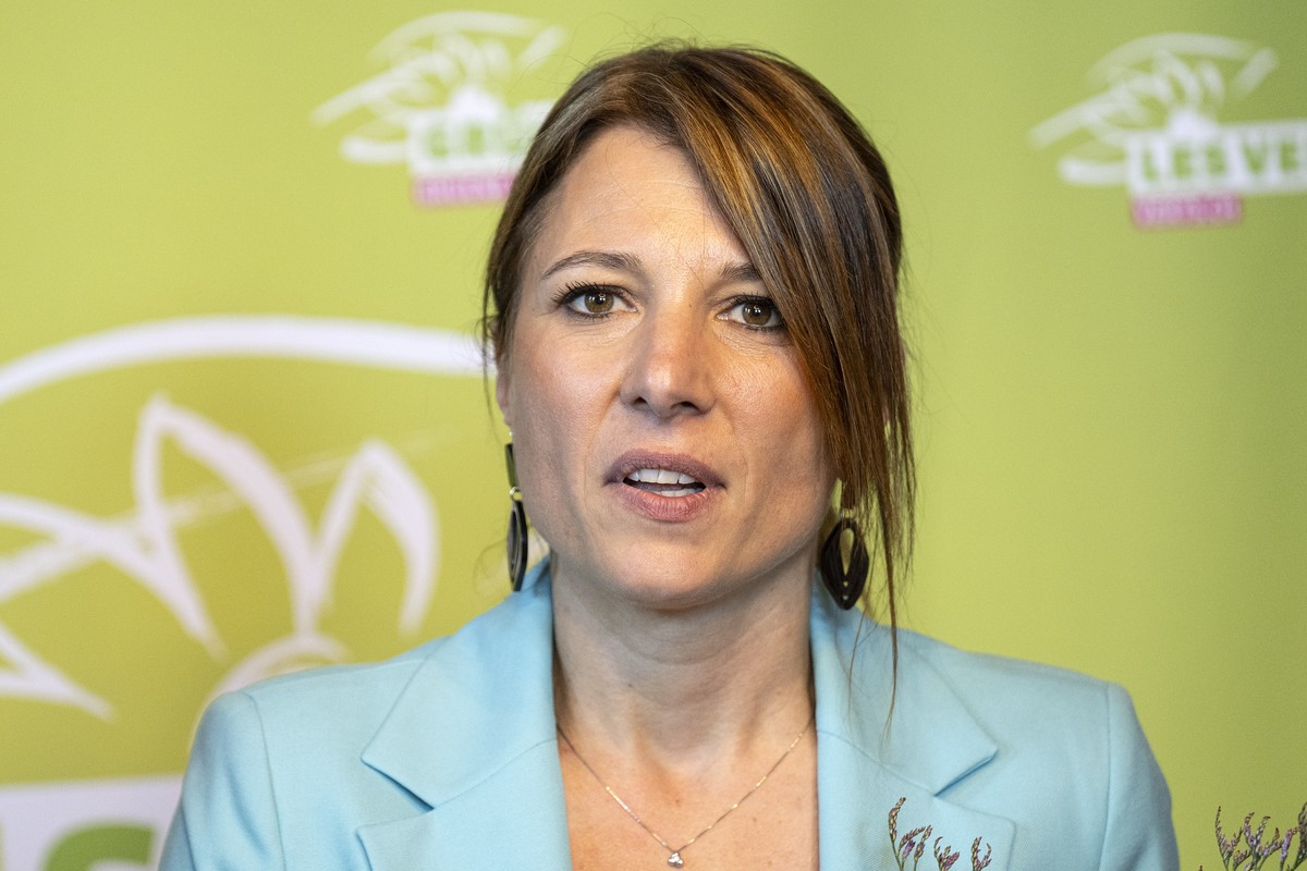 Greta Gysin, GP-TI, neue Bundeshaus-Fraktionspraesidentin spricht an einem Point de Presse, am Freitag, 22. Mai 2026, in Bern. Gysin tritt die Nachfolge von der bisherigen Fraktionschefin Aline Trede  ...