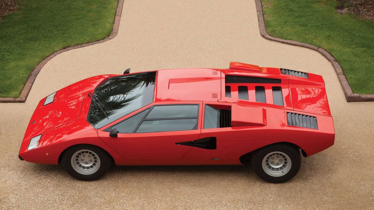 lamborghini countach 1971 http://petrolicious.com/the-lamborghini-countach-is-a-concept-car-come-true