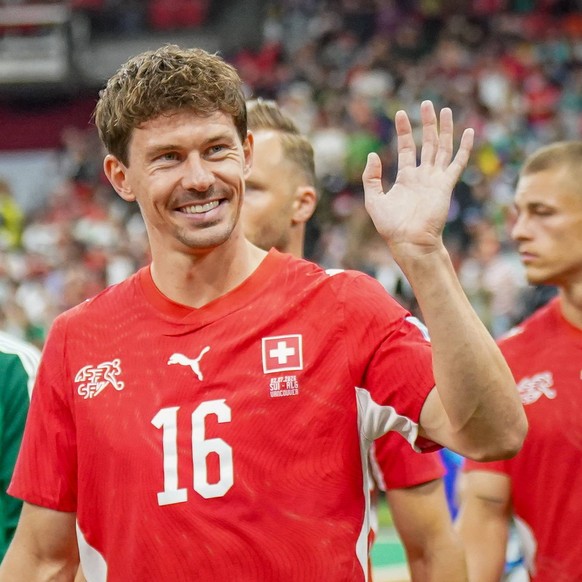 Kanada: Fu�ball FIFA World Cup, WM, Weltmeisterschaft, Fussball 2026 Sechzehntelfinale - Schweiz vs Algerien - BC Place Stadium Vancouver: Christian Fassnacht Schweiz, 16 *** Canada Soccer 2026 FIFA W ...