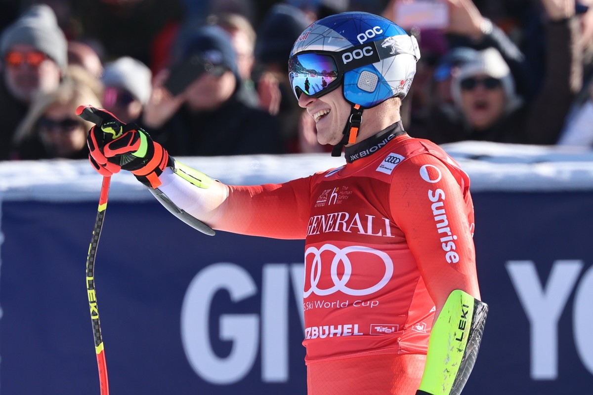 Les skieurs suisses signent un doublé à Kitzbühel