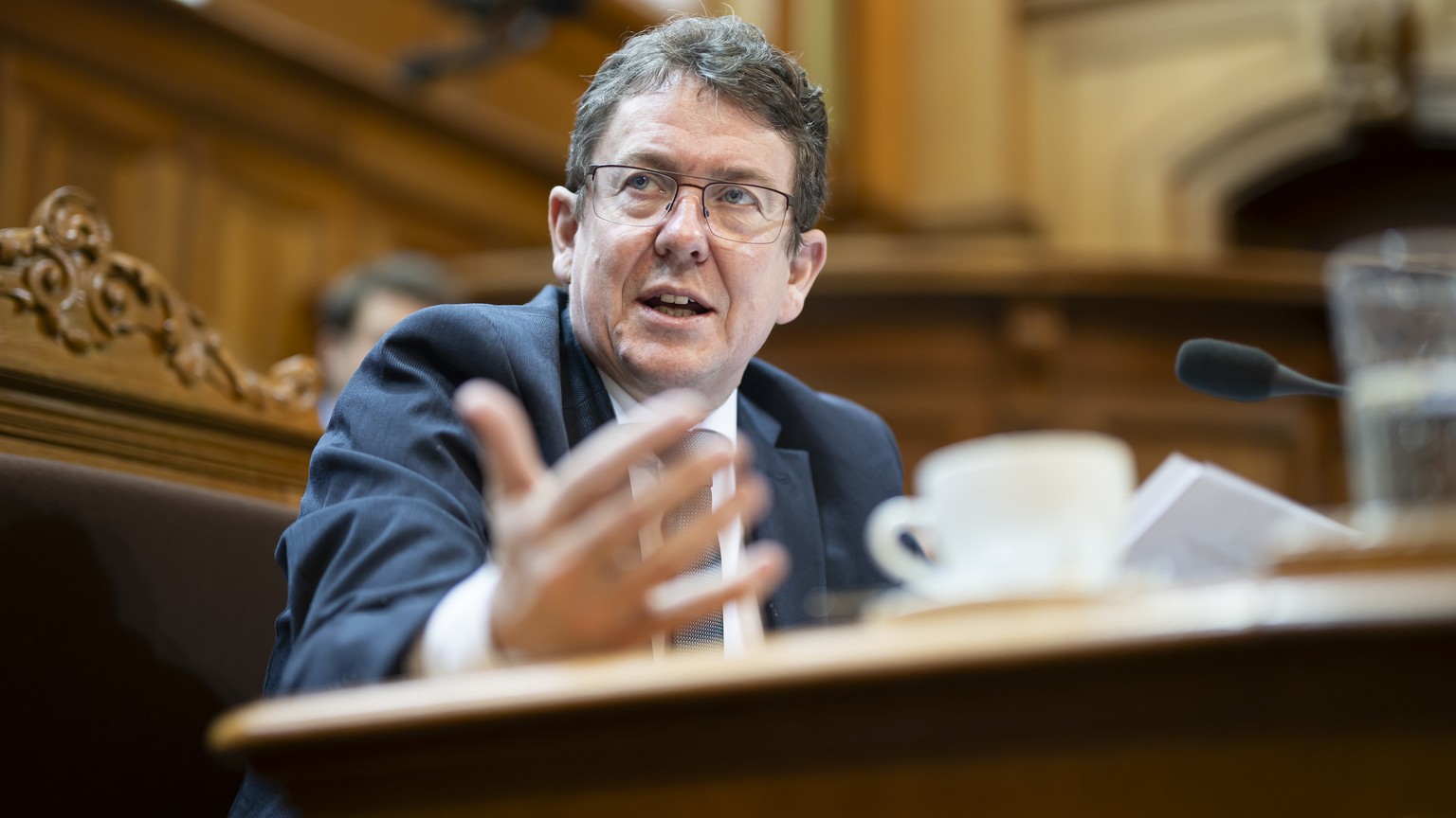 Bundesrat Albert Roesti spricht waehrend der Fruehlingssession der Eidgenoessischen Raete, am Dienstag, 5. Maerz 2024 im Staenderat in Bern. (KEYSTONE/Anthony Anex)