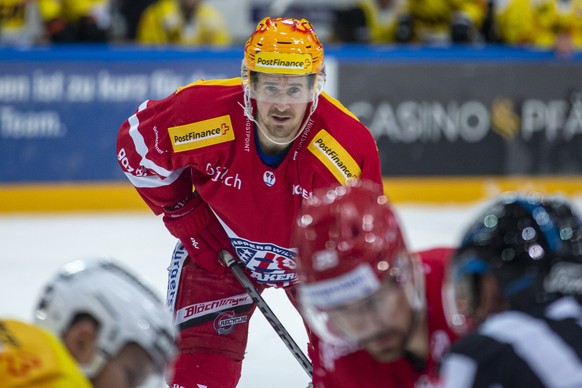 SC Rapperswil-Jona Lakers PostFinance Top Scorer Roman Cervenka waehrend dem Eishockey-Meisterschaftsspiel der National League zwischen den SC Rapperswil-Jona Lakers und dem SC Bern am Mittwoch, 22. D ...