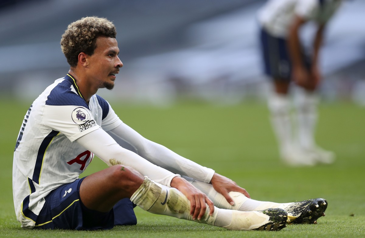 Tottenham's Dele Alli reacts during the English Premier League soccer match between Tottenham Hotspur and Everton at the Tottenham Hotspur Stadium in London, Sunday, Sept. 13, 2020. (Cath Ivill/P ...