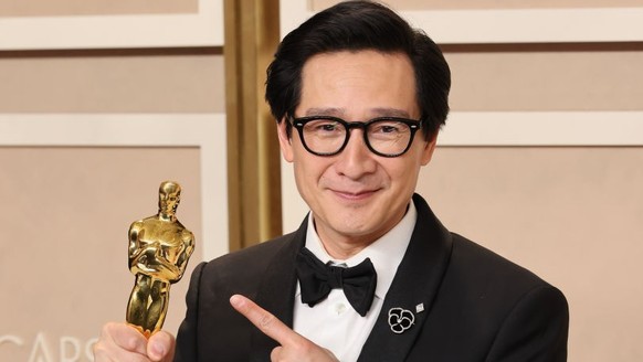 HOLLYWOOD, CALIFORNIA - MARCH 12: Ke Huy Quan, winner of Best Actor in a Supporting Role award for ‘Everything Everywhere All at Once’ poses in the press room during the 95th Annual Academy Awards at  ...