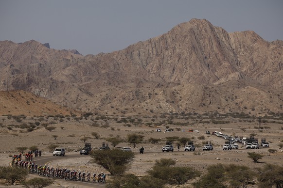 epa10462987 The pack of riders in action during the 2nd stage of the Tour of Oman cycling race over 174 km from Sultan Qaboos Sports Complex to Qurayyat, Oman, 12 February 2023. EPA/YOAN VALAT