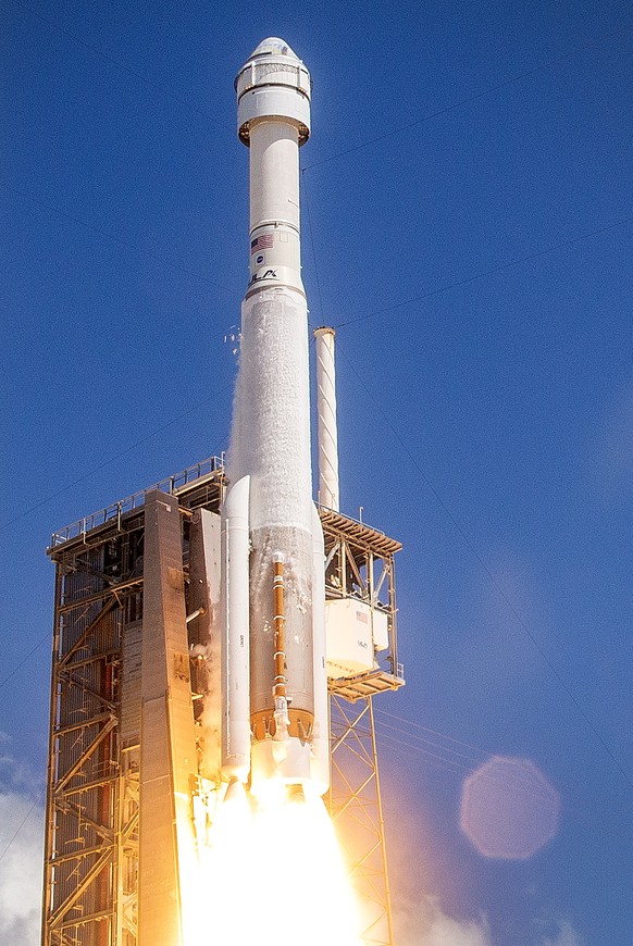 epa11392082 NASA Boeing Crew Flight Test mission Starliner spacecraft, on a United Launch Alliance Atlas V rocket, lifts up from the Space Launch Complex-41 in Cape Canaveral Space Force Station in Fl ...