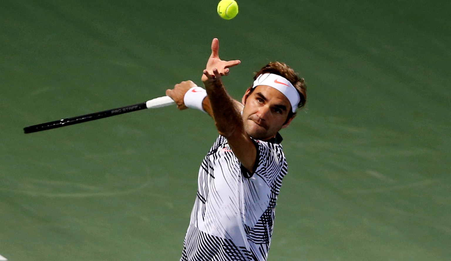 Tennis - Dubai Open - Men&#039;s Singles - Roger Federer of Switzerland v Benoit Paire of France - Dubai, UAE - 27/2/2017 - Roger Federer in action. REUTERS/Ahmed Jadallah